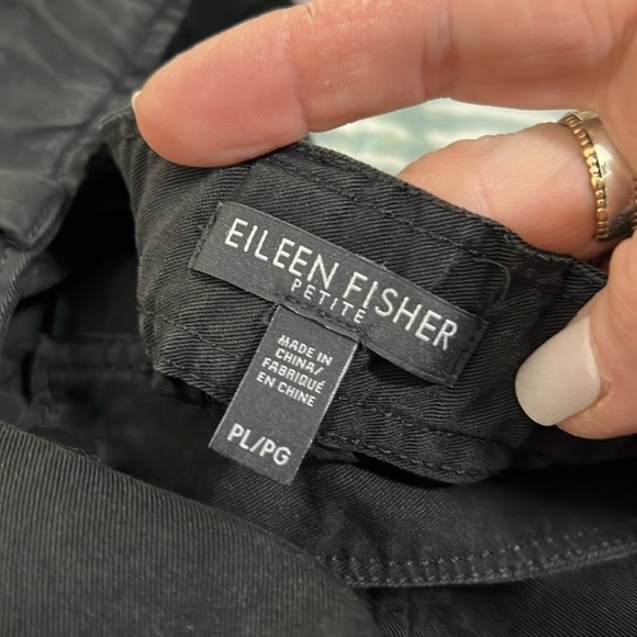 Eileen Fisher Black Cropped 100% Tencel Pant Size LP - Picture 8 of 9